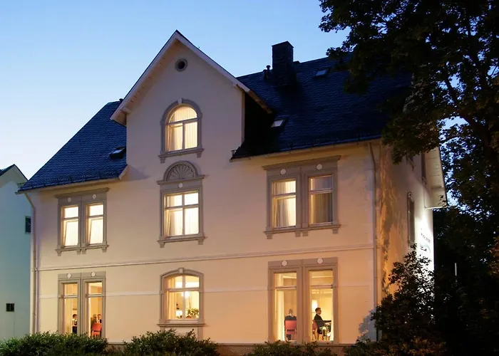 Отель Am Wallgraben Брилон